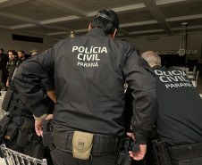 PCPR prende 28 pessoas em operação contra grupo suspeito por esquema de tráfico interestadual