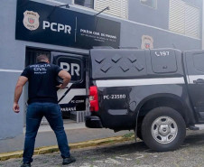 PCPR e PMPR prendem homem em flagrante por violência doméstica e disparo de arma de fogo em Jaguariaíva