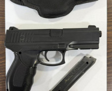 PCPR cumpre mandado de busca e apreensão referente a violência doméstica em Fazenda Rio Grande