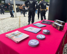 Forças de segurança participam do evento Mulheres em Ação, em Curitiba