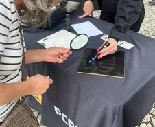 Forças de segurança participam do evento Mulheres em Ação, em Curitiba