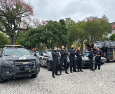 Forças de segurança participam do evento Mulheres em Ação, em Curitiba