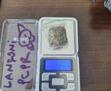 PCPR prende duas pessoas por tráfico de drogas em Piraquara