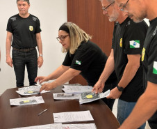 PCPR realiza entrega de aparelhos celulares recuperados em investigação em Maringá