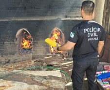 PCPR incinera aproximadamente três toneladas de drogas em São José dos Pinhais
