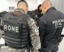 PCPR prende duas pessoas e apreende R$ 162 mil em haxixe durante operação na RMC