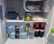 PCPR prende homem por comercializar medicamentos irregulares e produtos impróprios para consumo em Curitiba