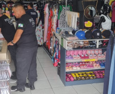 PCPR e PCSC prendem homem e apreendem inúmeros de itens falsificados em Garuva