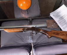PCPR prende homem em flagrante por posse irregular de arma de fogo em Santa Mariana