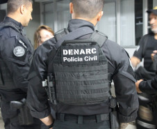 Forças de segurança prendem 11 pessoas em operação contra grupo que movimentou R$ 30,5 milhões com tráfico de drogas