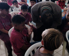 PCPR realiza palestra educativa sobre cyberbullying em um centro de convivência no Tatuquara
