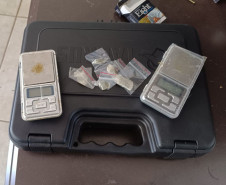 PCPR prende dois homens desarticula esquema de tráfico e distribuição de drogas em Cambé