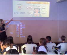 PCPR realiza palestra sobre bullying e segurança digital em escola de Londrina
