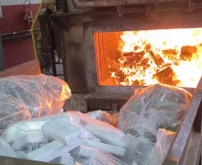 PCPR incinera mais de 1,4 toneladas de drogas em Umuarama