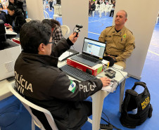 PCPR na Comunidade oferece serviços de polícia judiciária à população de Cantagalo e Paranavaí