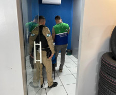 PCPR e PROCON interditam unidades de empresa de pneus suspeita por praticas abusivas contra consumidores