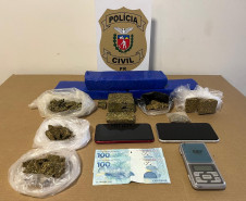 PCPR prende cinco pessoas durante operação contra tráfico de drogas em Umuarama