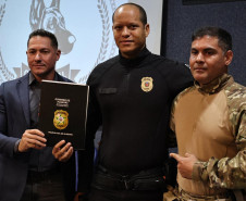 Servidor da PCPR conclui Curso de Condutor de cães de faro policial em Alagoas
