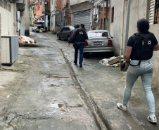 PCPR prende dois suspeitos de integrar grupo especializado em furtos a apartamentos de luxo