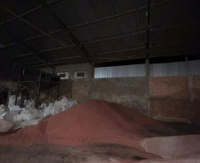 PCPR prende 7 pessoas e apreende maquinário para adulteração de fertilizantes em Ponta Grossa