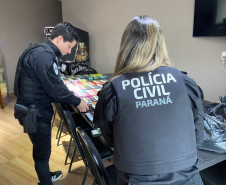 PCPR deflagra Operação Agulha Negra e prende duas pessoas por comércio irregular de medicamentos em Castro