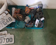 PCPR e PPPR prendem dois homens e descobrem oficina clandestina de adulteração de veículos em Contenda