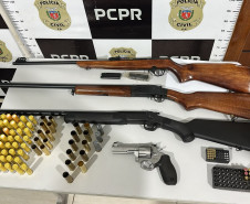 PCPR prende seis pessoas e apreende arsenal durante operação contra comércio ilegal de armas