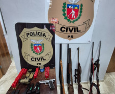 PCPR prende seis pessoas e apreende arsenal durante operação contra comércio ilegal de armas