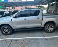 PCPR recupera caminhonete furtada e prende dois homens em Umuarama
