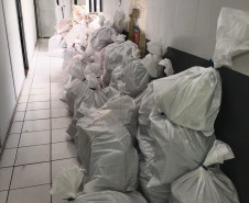 Ação conjunta prende dois empresários e apreende produtos impróprios para o consumo em Curitiba