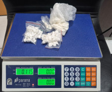 PCPR prende homem por tráfico de drogas e apreende dois adolescentes em Fazenda Rio Grande