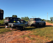 PCPR apreende R$ 48 mil, veículos, embarcações e armas durante operação contra fraude milionária em Maringá