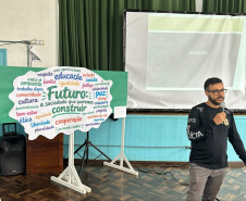 PCPR promove palestras sobre combate à violência doméstica para 300 estudantes em São Mateus do Sul