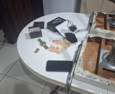 PCPR e PCSC prendem três pessoas investigadas por roubo a joalheria em Santa Catarina