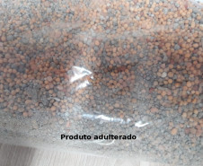 PCPR recupera carga de fertilizante e prende caminhoneiro por adulteração de produto e furto qualificado