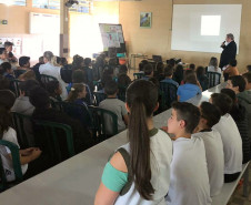 Ação da PCPR na campanha “Junho – Paraná sem drogas” inclui palestras em 21 cidades