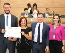 Delegado da PCPR visita Câmara Municipal de Curitiba.
