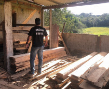PCPR prende homem por manter répteis em situação ilegal em Quatro Barras