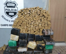 PCPR apreende veículo com mais de 500 quilos de maconha em Campo Mourão