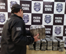 PCPR apreende 65 quilos de crack em Foz do Iguaçu.