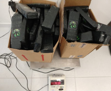PCPR prende dupla suspeita de tráfico de drogas em Curitiba