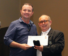 PCPR faz homenagem para policial veterano de 96 anos e outros 184 servidores da Capital