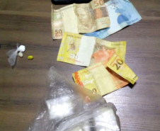 PCPR prende mulher que deixou drogas e celulares próximo a carceragem em Ibaiti