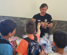 PCPR realiza ação beneficente em comemoração a semana da criança