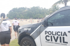 Policiais em trabalaho na Operação Verão Maior