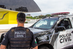 Policial Civil em trabalho