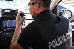 Policial civil em trabalho 