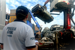 PCPR retira veículos de pátio na RMC 
