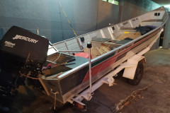 Barco com droga apreendida