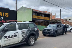 Viaturas estacionadas
